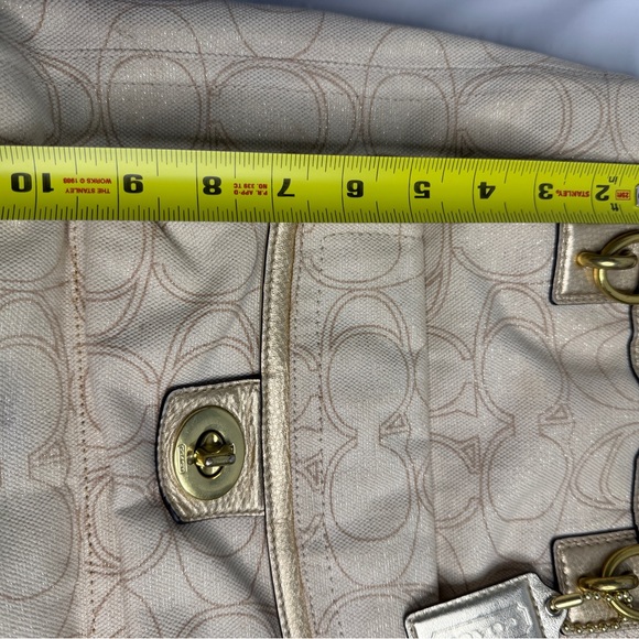 COACH PENELOPE LINEN SIGNATURE TOTE - Picture 8 of 14